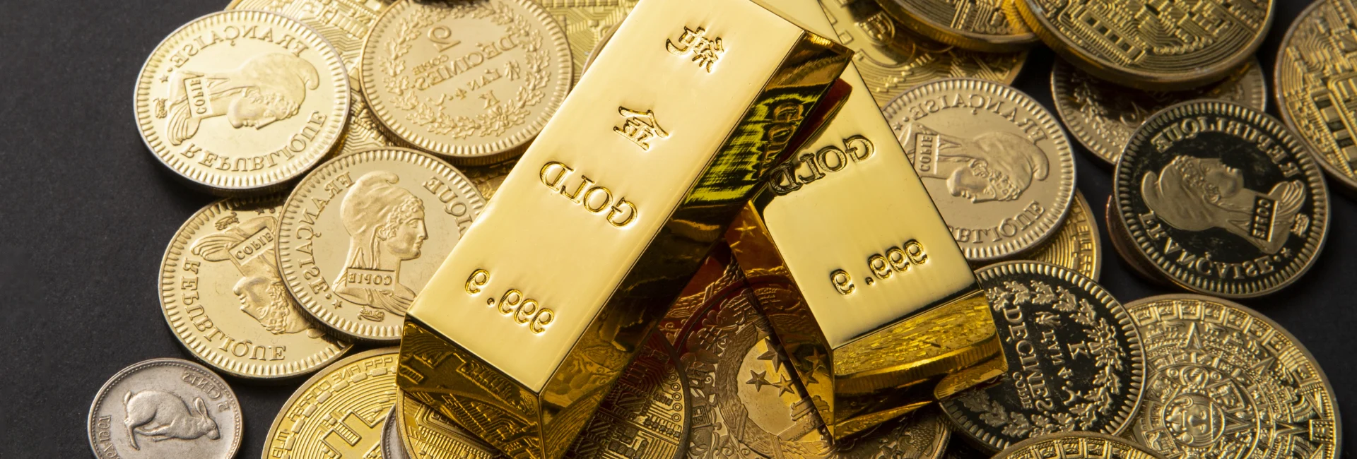 Inside Gold Mind Jewelers Sharon showcasing gold, diamonds, and luxury watches