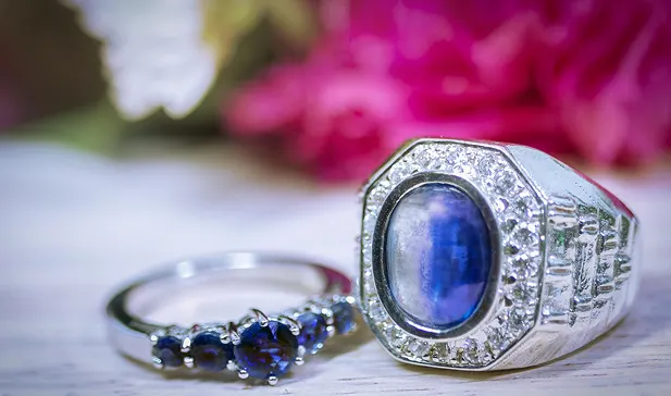 Inside Gold Mind Jewelers Sharon showcasing gold, diamonds, and luxury watches